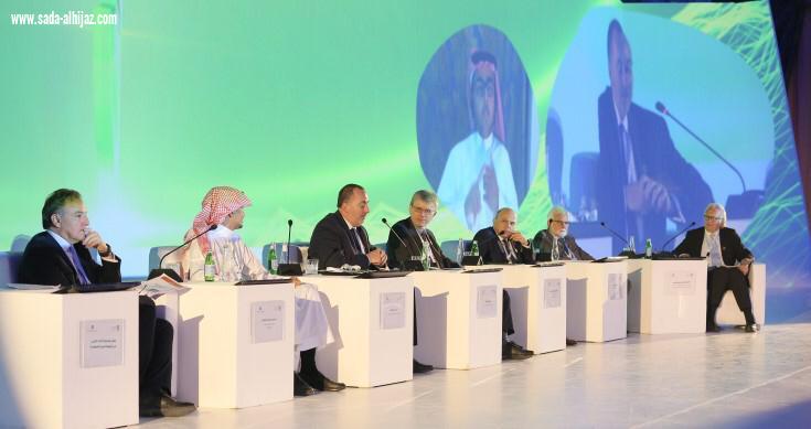خلال المنتدى السعودي لسلامة المنتجات التجارة: ضبط 42 مليون قطعة مخالفة بقيمة تتجاوز 909 مليون ريال خلال 2018 ومختصون: التشهير بأسماء الشركات المصنعة لمنتجات رديئة وغير مطابقة هو أكبر عقوبة