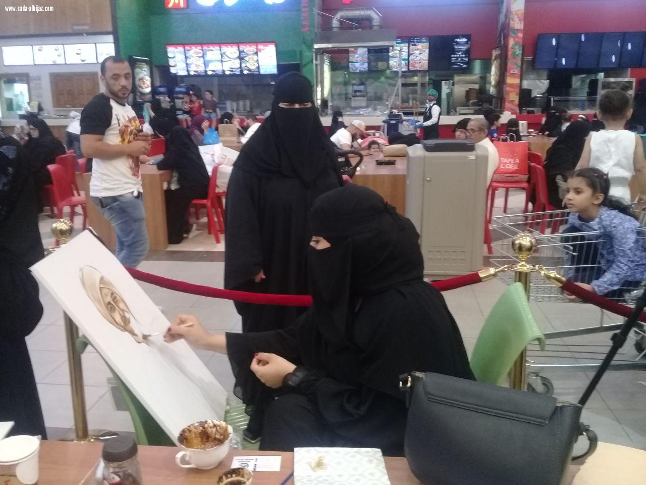 تظاهرة فريدة من نوعها في جدة يقودها الدكتور طلال ادهم