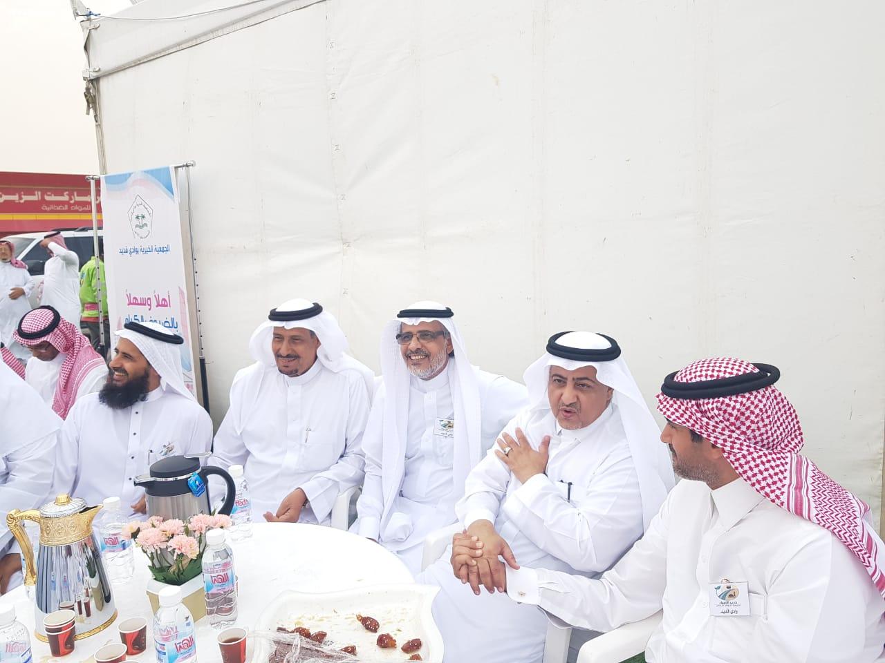بالصورمحافظ خليص يفتتح الموقع الثاني لمبادرة درب الأنبياء بوادي قديد 