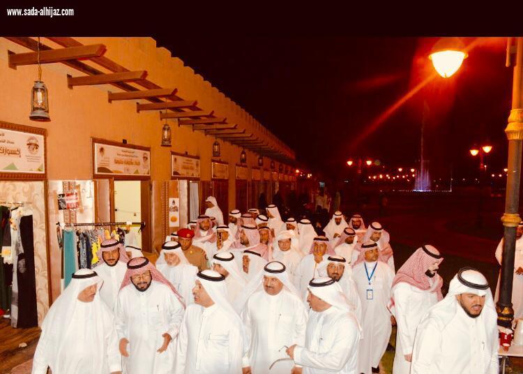 وقفوا على معالمها الاثرية وتعرفوا على مواقعها التاريخية أكثر من ٥٣ مؤرخا من الجمعية التاريخية السعودية يزورون الجموم وعسفان