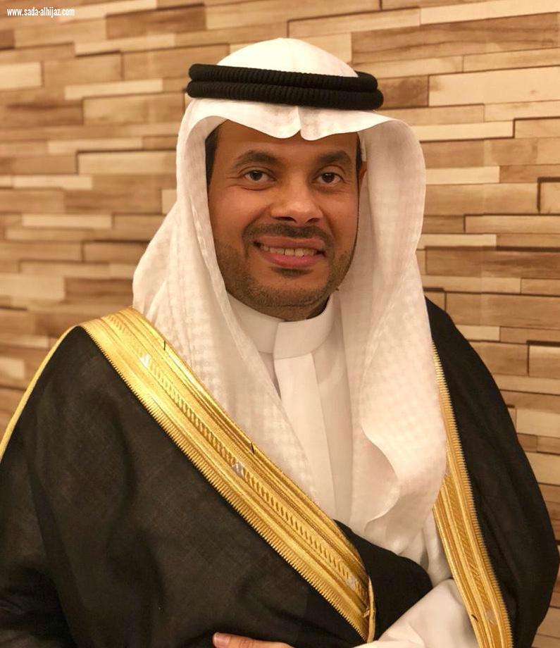 مركز حي أبحر وحياتي السعيدةيساهمون في توزيع سلال غذائية وحقائب وقائية