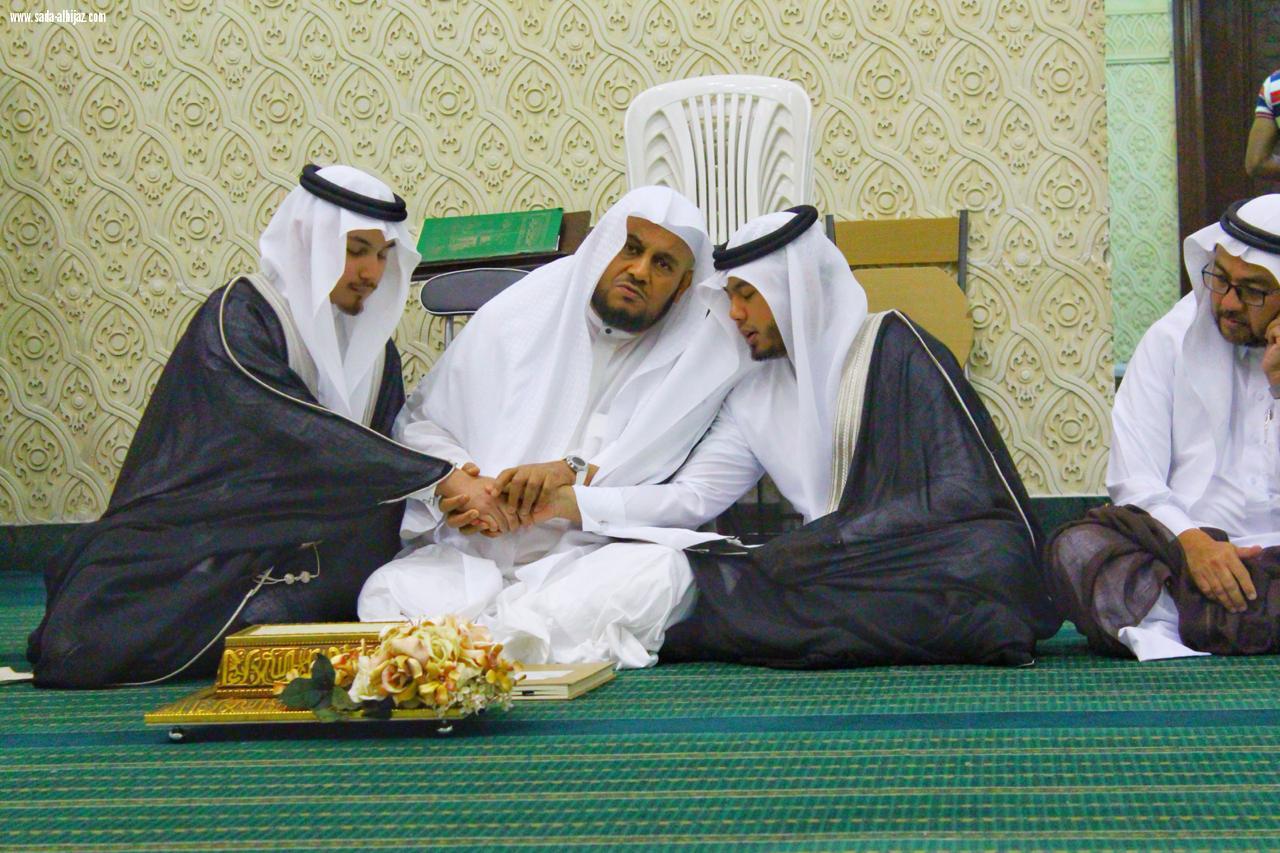 مدير ثقافة مكة صالح الانديجاني يحتفل بعقد قران ابنه الدكتور انس
