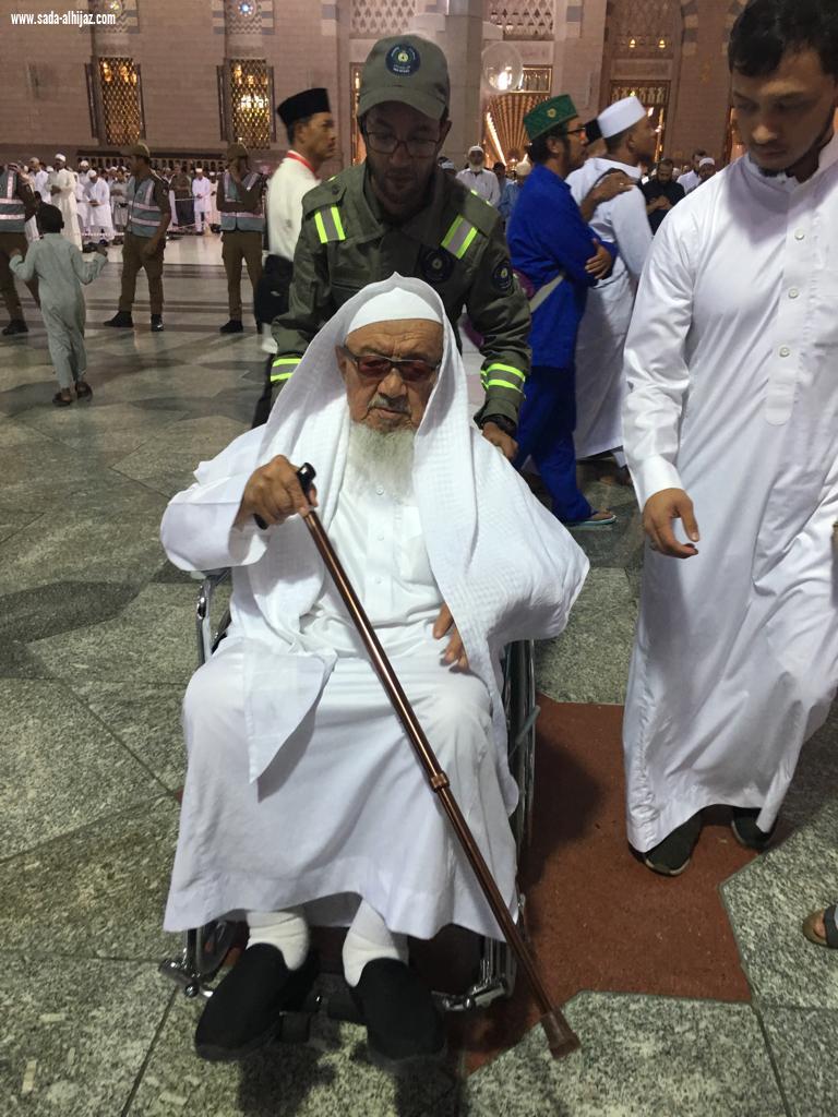 بالصور ..مشاركة المتطوعين في دعم وحدة التدخل في حالات الطوارئ بالمسجد النبوي الشريف