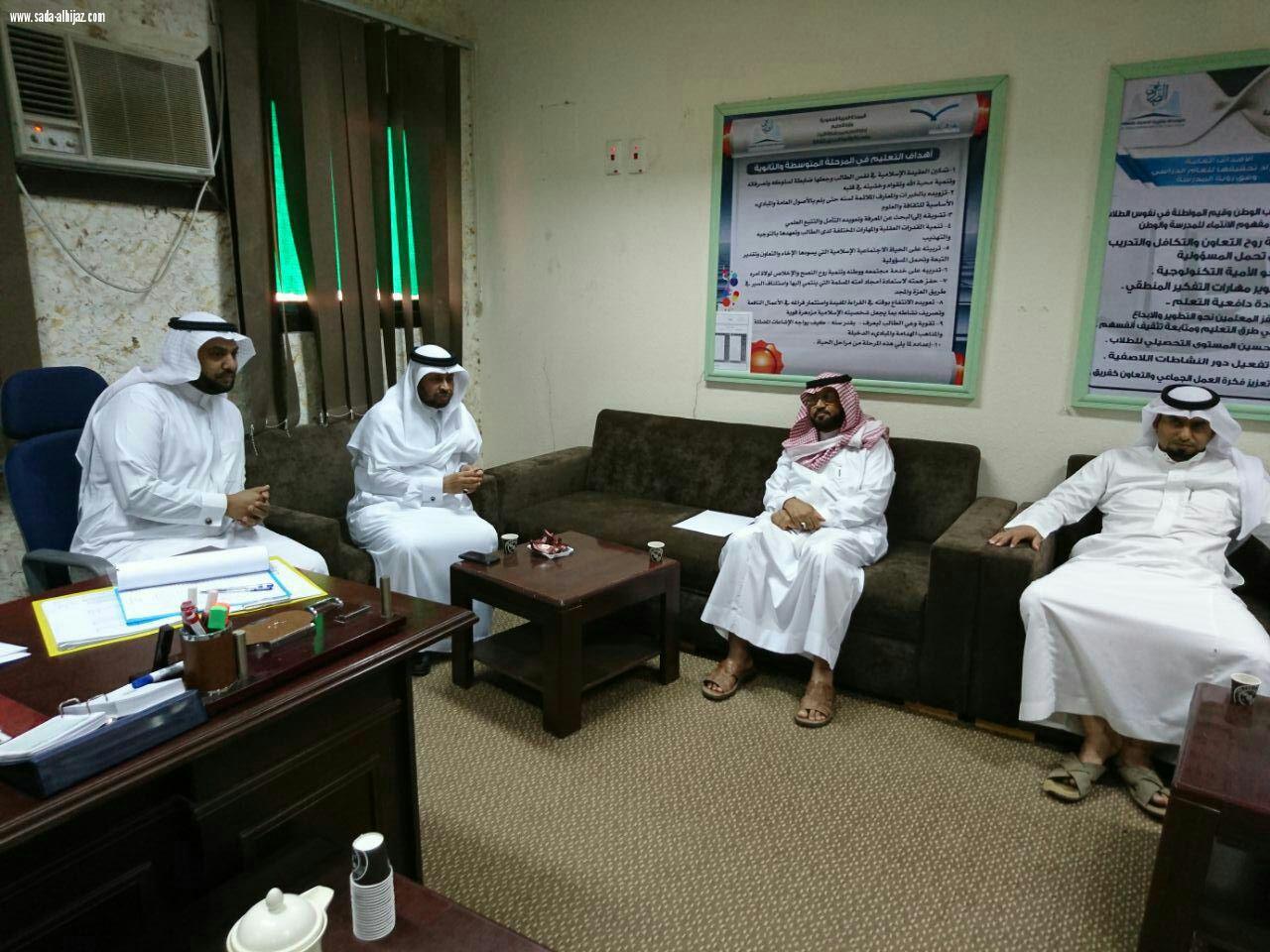 بالصور ١٦ ألف طالب وطالبة يؤدون اختباراتهم في تعليم الليث