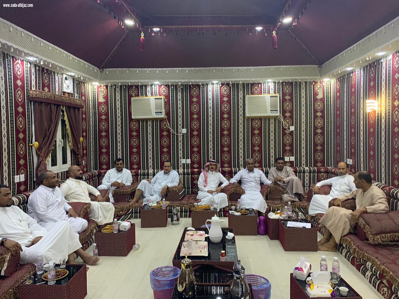 اجتماع المجلس الشرفي لفريق تحفيظ الطوال الرياضي