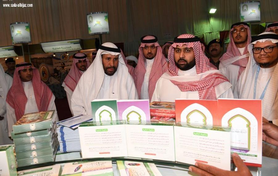 أمير منطقة الجازان بنيابة يفتتح فعاليات الخيمةالدعوية ومشاركات الجهات الحكومية في مهرجان جازان الشتوي العاشر