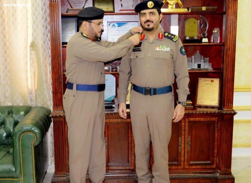 مدير الدفاع المدني بمكة المكرمة يقلد العقيد القرني رتبته الجديدة 