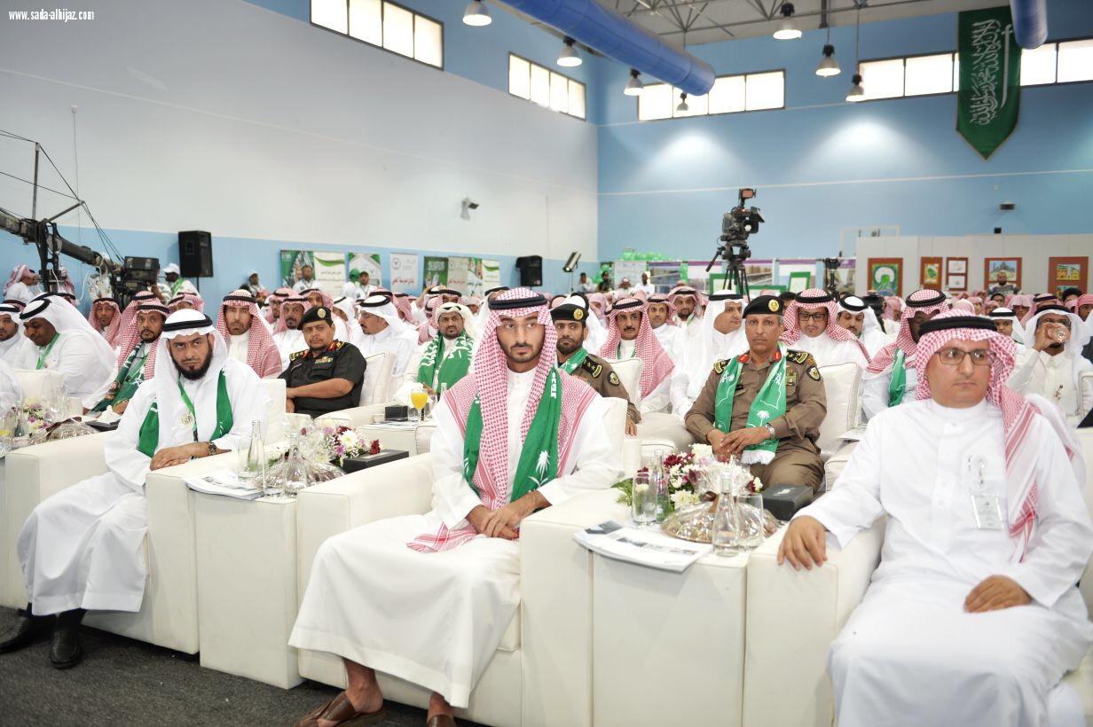 بمشاركة القطاع الخاص وتحقيقا لرؤية المملكة 2030 نائب أمير مكة يفتتح 26 مشروعا تعليميا بالعاصمة المقدسة