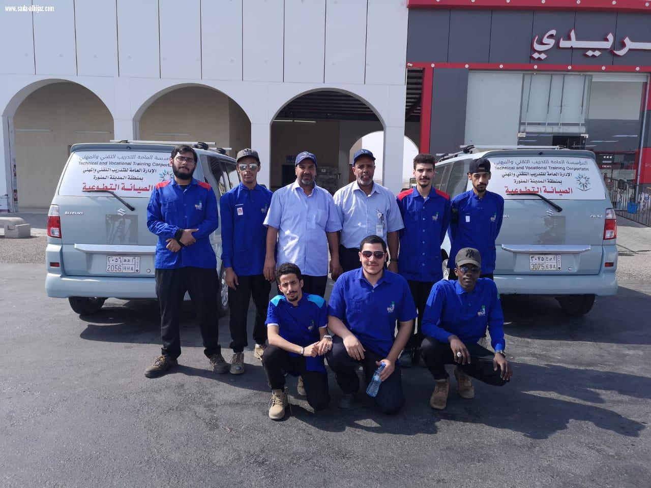 الإدارة العامة للتدريب التقني والمهني تجري الصيانة التطوعية لوحدات التكييف والتبريد لعدد من المساجد