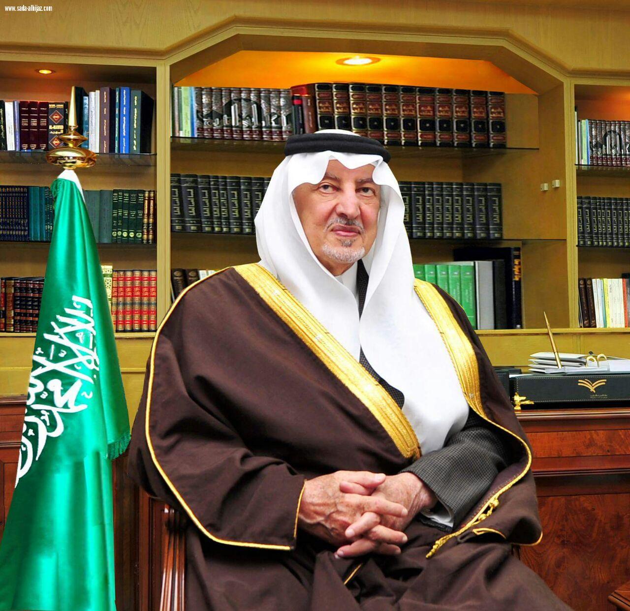 التقي أمير منطقة مكة المكرمةالفائزين من الإدارة العامة لتعليم جدة بجائزة وزارة التعليم للتميز التي تمنح سنوياً للمتميزين 