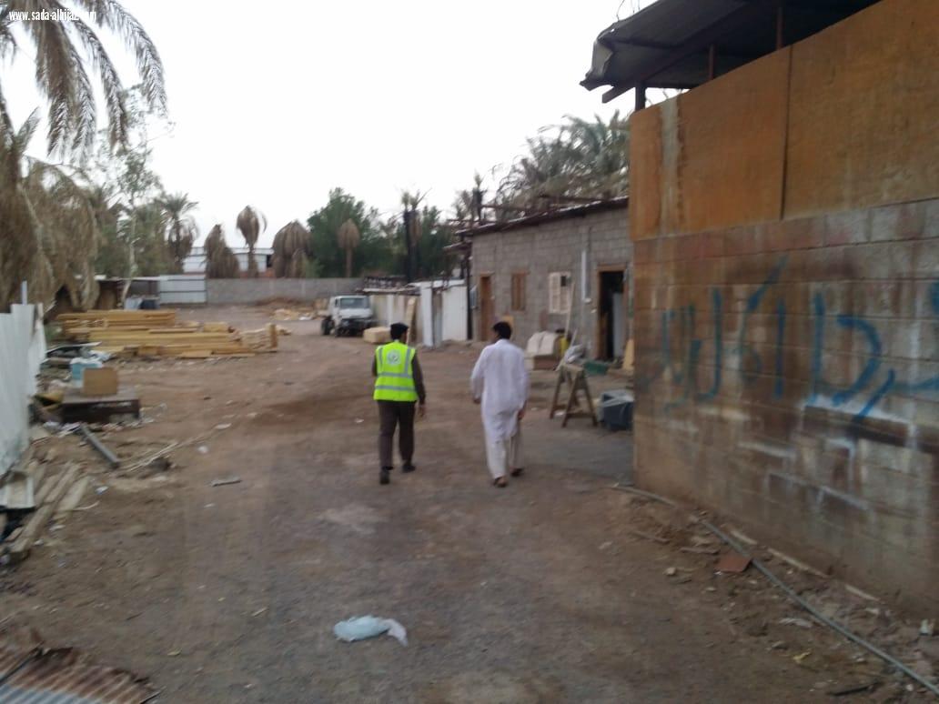 مدني المدينة ينفذ جولات تفتيشية لفرق الاشراف الوقائي على بعض المستودعات .