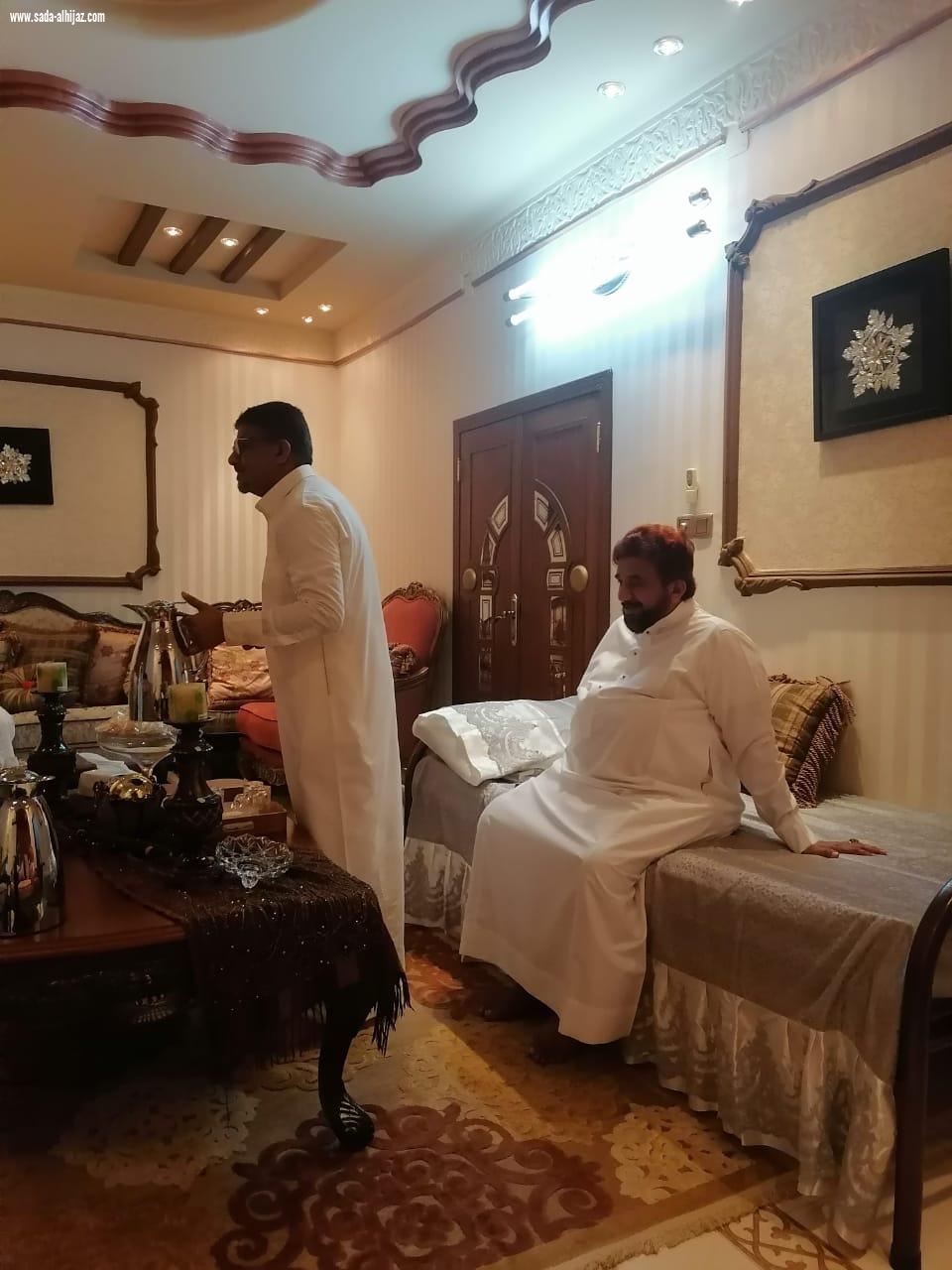 رئيس النادي في زيارة لرئيس فريق الكواكب الرفاعي