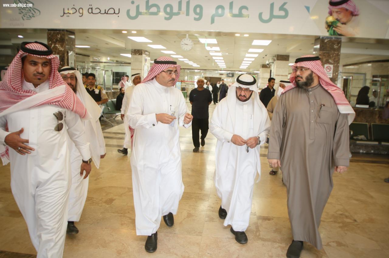 بمناسبة اليوم العالمي للسرطان 2019 : معالي رئيس المجلس الاستشاري للجمعية الخيرية لرعاية مرضى السرطان بالمدينة المنورة (أحياها) يزور المرضى المنومين في مستشفى الملك فهد