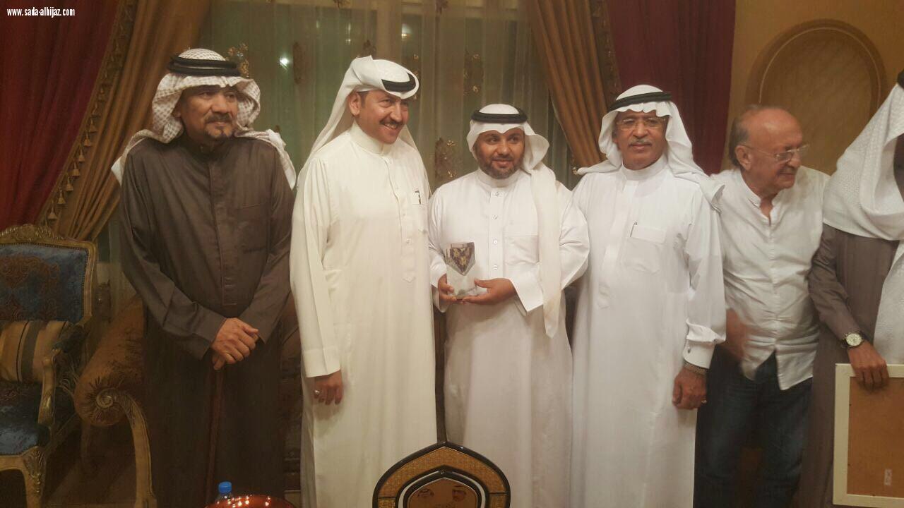 الخديدي يعلن عن إنشاء صالة عرض تشكيلية ومركز تدريب تشكيلي في الطائف تحت مظلة جمعية الثقافة والفنون