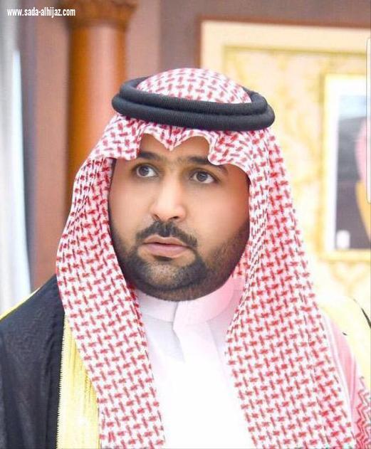 سمو نائب أمير جازان ينقل تعازي القيادة لوالد وذوي الشهيد الجندي الصميلي 