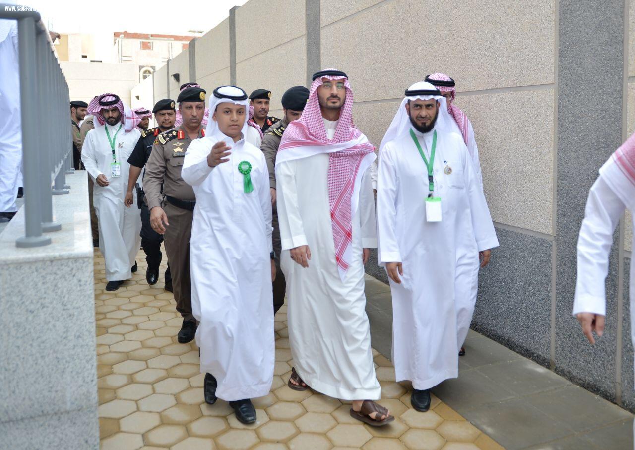 بمشاركة القطاع الخاص وتحقيقا لرؤية المملكة 2030 نائب أمير مكة يفتتح 26 مشروعا تعليميا بالعاصمة المقدسة