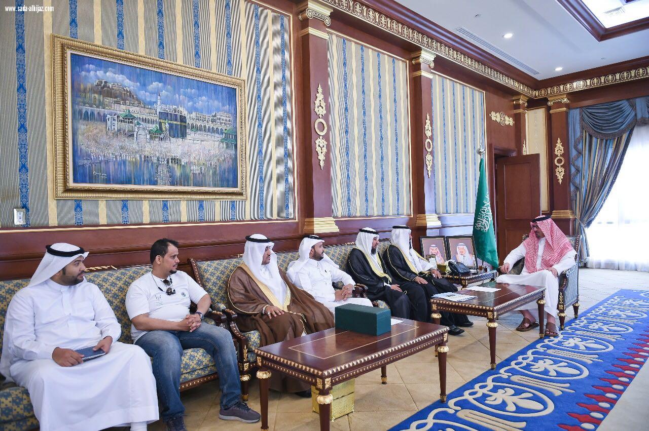 سعود بن خالد الفيصل يدشن المنصة الإلكترونية للأعمال التطوعية للجهات الحكومية والجمعيات الخيرية والفرق التطوعية بمنطقة المدينة المنورة .