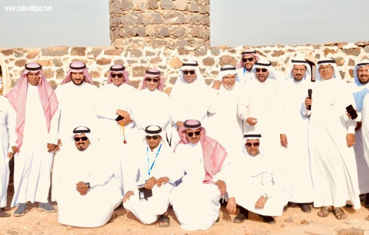 وقفوا على معالمها الاثرية وتعرفوا على مواقعها التاريخية أكثر من ٥٣ مؤرخا من الجمعية التاريخية السعودية يزورون الجموم وعسفان