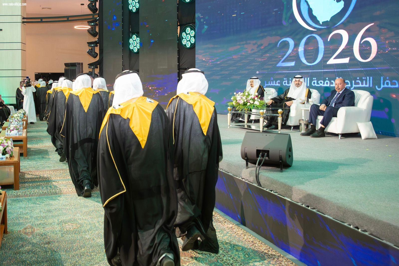 نائب أمير تبوك يشهد حفل تخريج طلاب جامعة فهد بن سلطان  