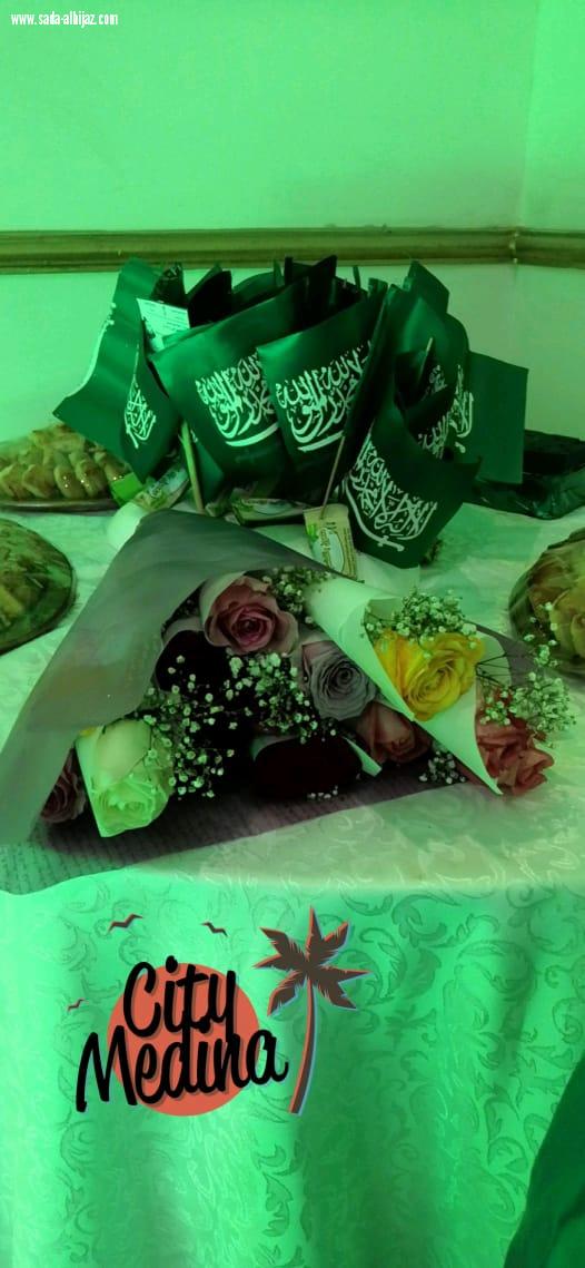 المنتدى الثقافي بالمدينة يقيم أمسية شعرية نسائية بعنوان ( نبض الوطن) 