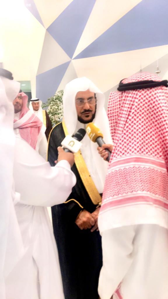 وزير الشوؤن الإسلامية كل أعداء السعودية ذهبوا إلى مزبلة التاريخ وولي العهد رجل عظيم سيقود السعودية بإذن الله تعالى إلى  ما لا نتخيله  من  السلام والأمن والاستقرار  