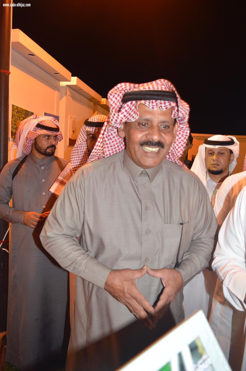 محافظ هروب فيصل بن لبده يتفقد فعاليات هروب سحر الجنوب