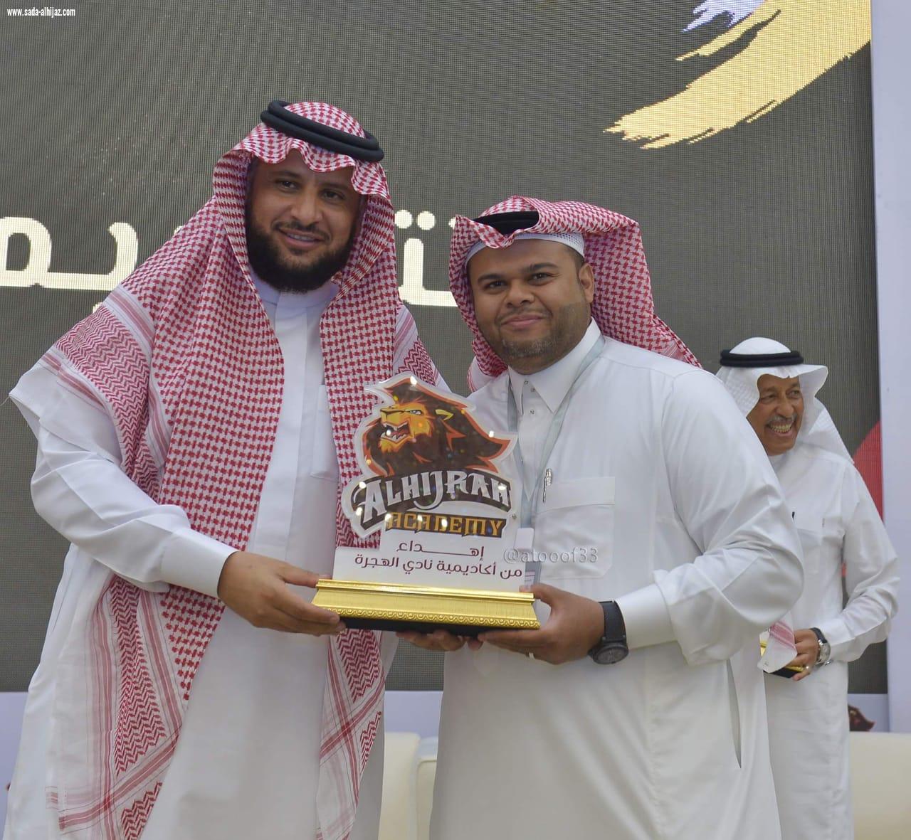 أكاديمية الهجرة الرياضية توقع عقود شراكات مجتمعية مع عدد من الجهات الأهلية والتطوعية والإعلامية