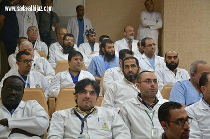 إثراء اليوم الأخير للبرنامج العلمي لأسبوع الخدمات المساندة بأساتذة جامعة أم القري 