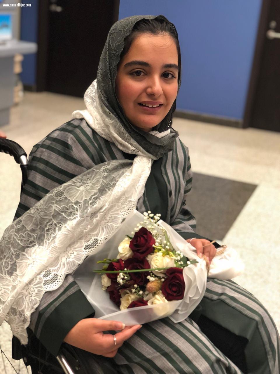 بدعوة من الهيئة الملكية وبترتيب من مجموعة إعلاميو العلا أصغر سفيرة للأمم المتحدة في شتاء طنطورة