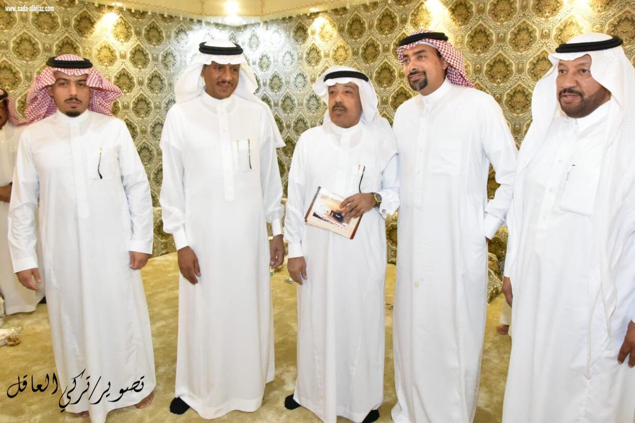 الرئيس التنفيذي للهيئة الملكية لمحافظة العلا يزور مجلسي الشيخ اللواء العبدالدائم والشيخ الوزير البدير