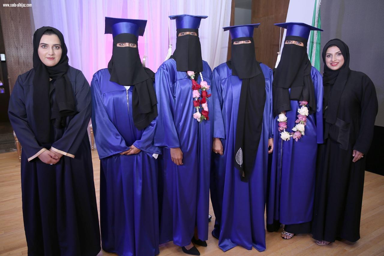 حرم أمير المدينة المنورة تزف 98 خريجة لسوق العمل السعودي
