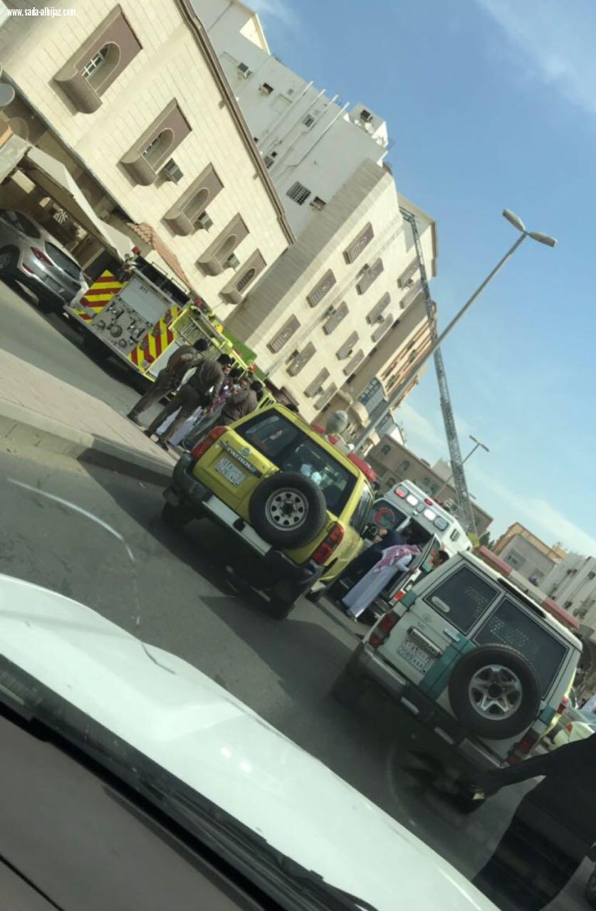 بالصور 10 اختناقات في حريق شقة سكنية بجدة