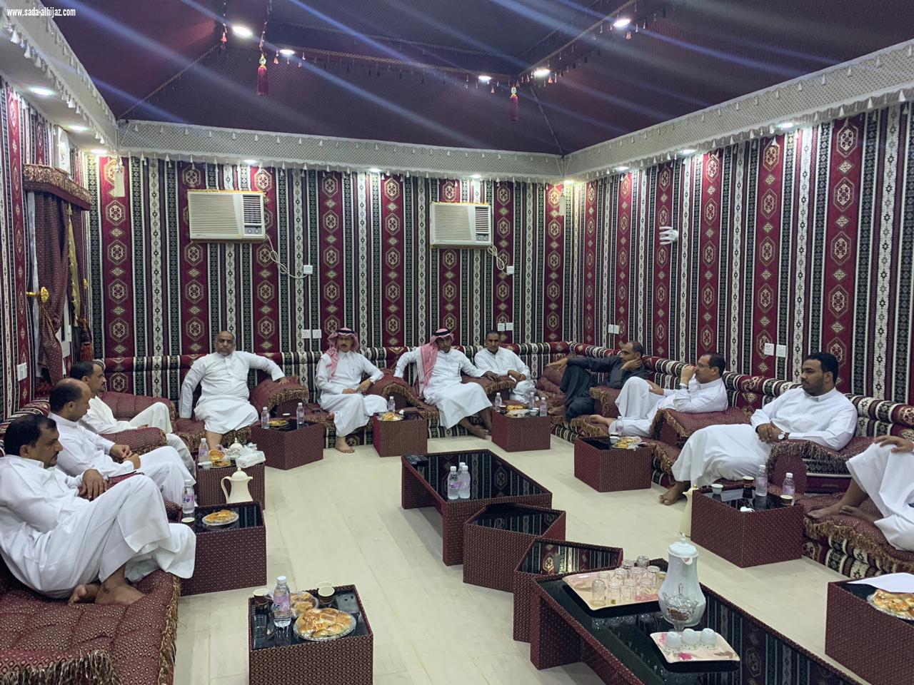 اجتماع المجلس الشرفي لفريق تحفيظ الطوال الرياضي
