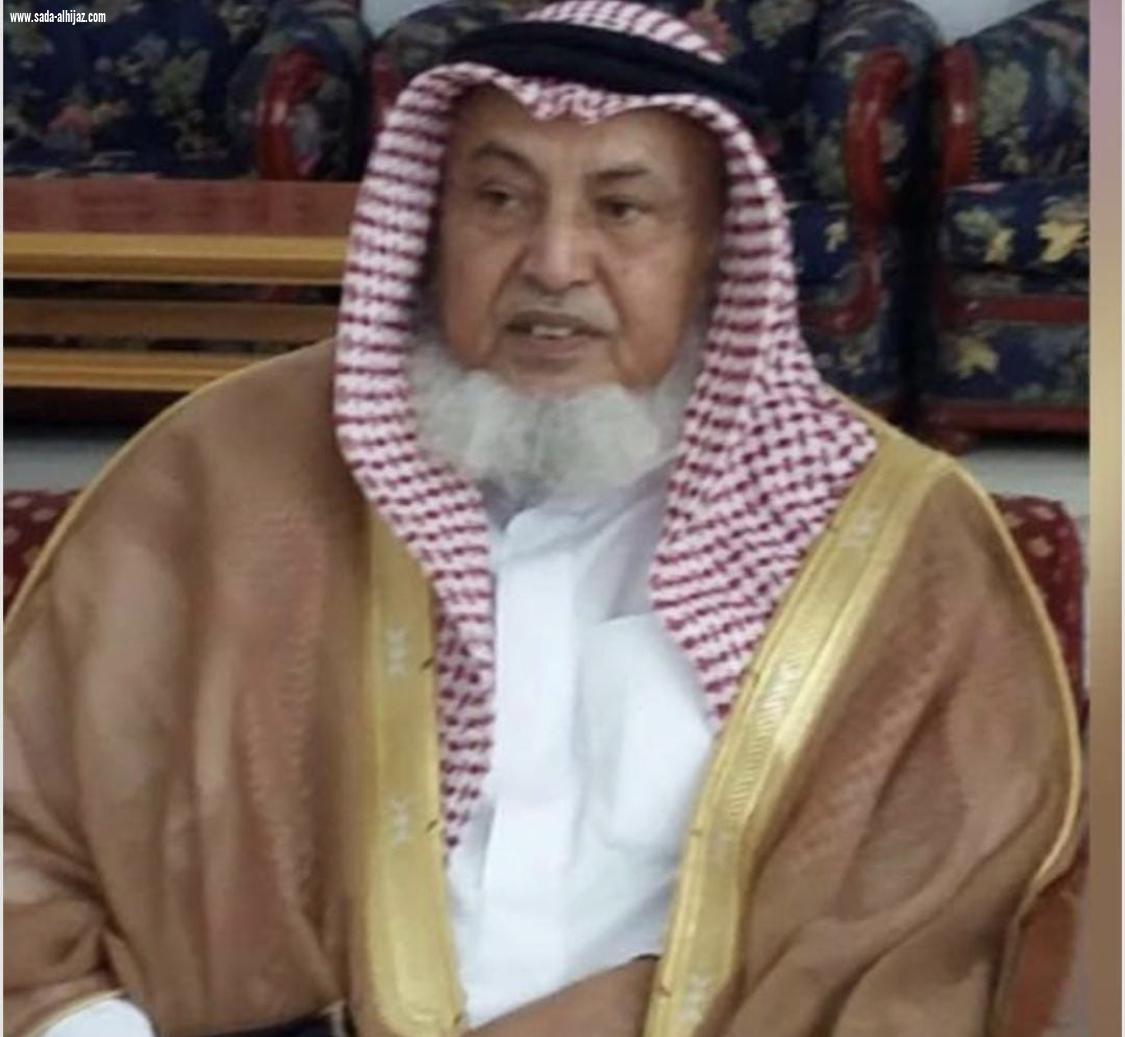 شيخ شمل آل عيسى بني حمد بمحافظة الطوال يعزي اللواء سعود العصيمي واخوته في وفاة والدهم