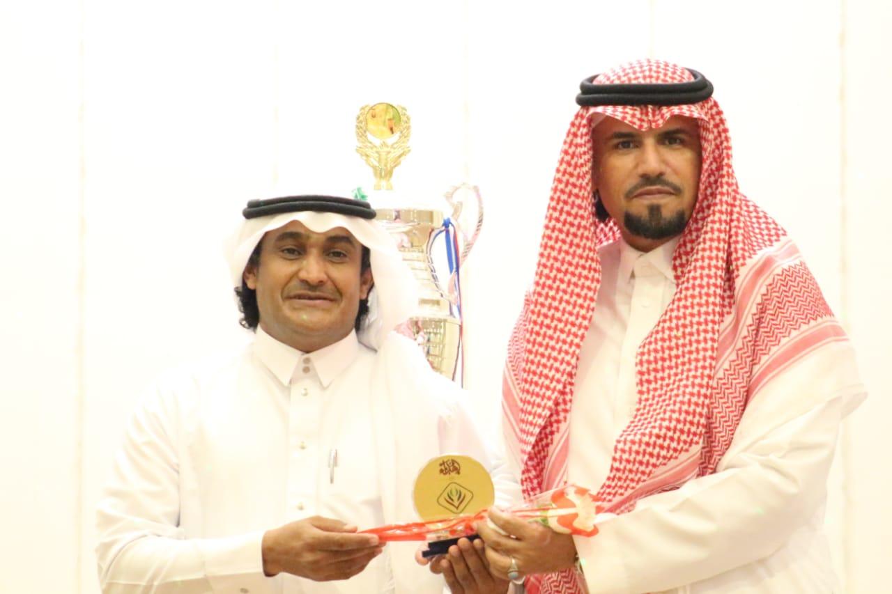 تنمية الدرب تكرم منتخب السهم وقدامى السهم وكبار رياضيين الدرب