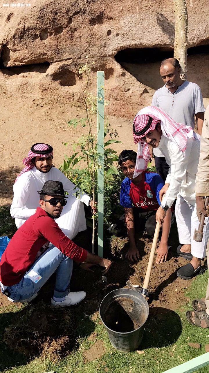 أمين الطائف يدشن حملة اغرسها لتشجير الطائف