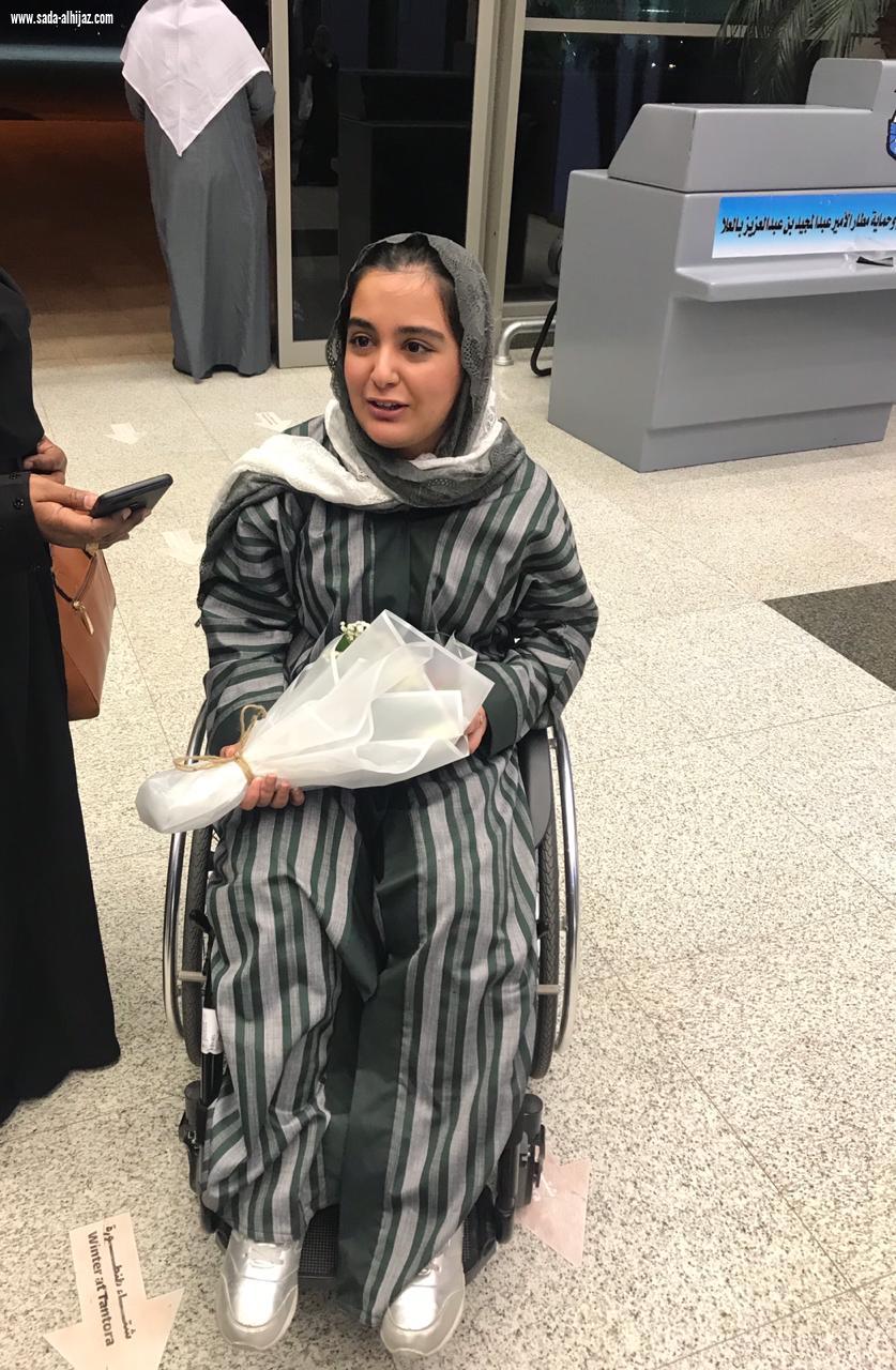بدعوة من الهيئة الملكية وبترتيب من مجموعة إعلاميو العلا أصغر سفيرة للأمم المتحدة في شتاء طنطورة
