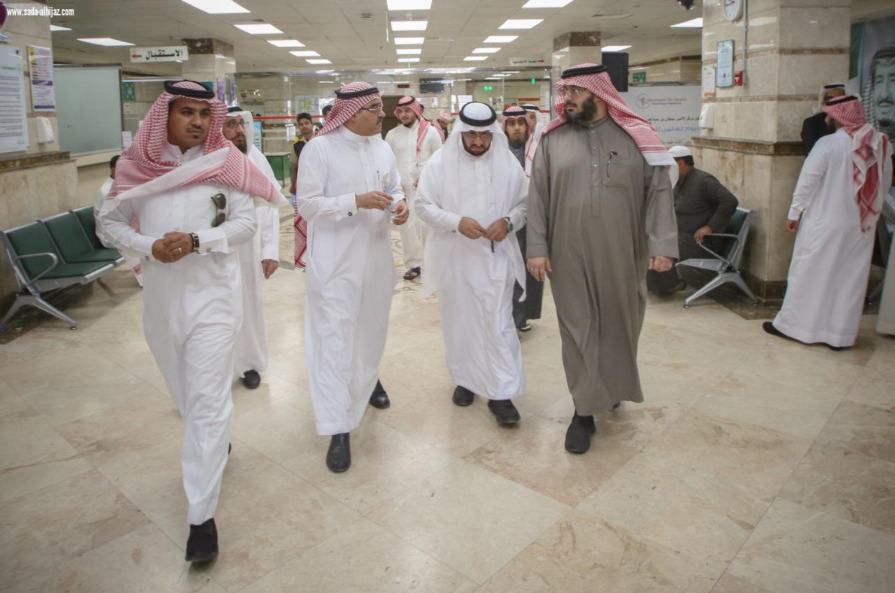 بمناسبة اليوم العالمي للسرطان 2019 : معالي رئيس المجلس الاستشاري للجمعية الخيرية لرعاية مرضى السرطان بالمدينة المنورة (أحياها) يزور المرضى المنومين في مستشفى الملك فهد