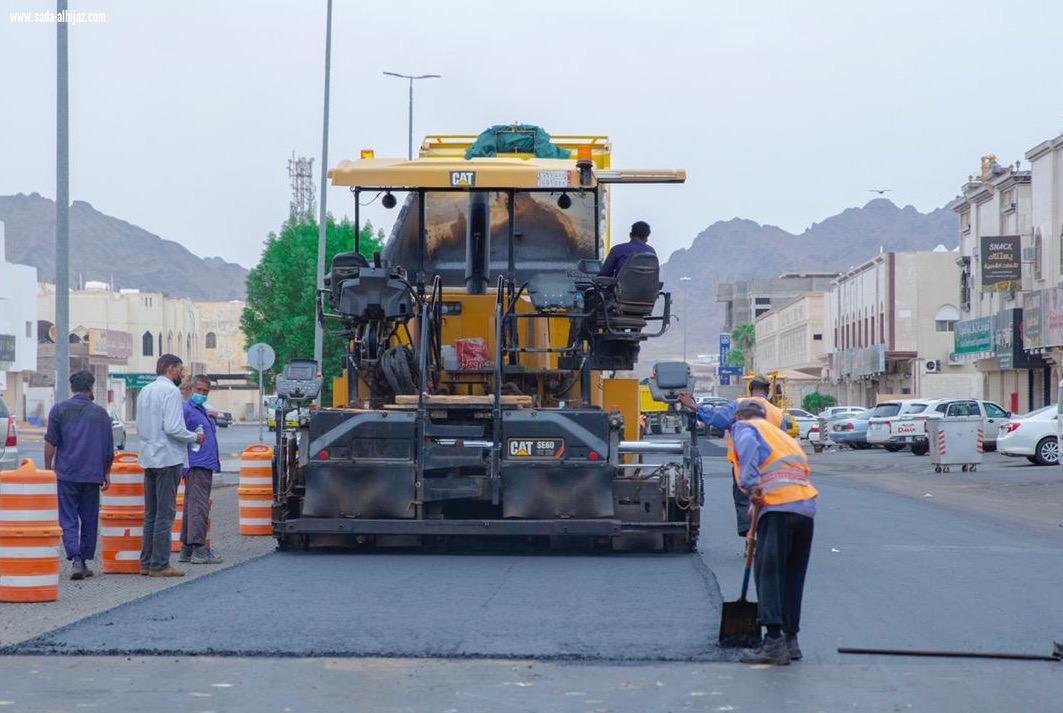 المدينة: إلزام مقاول بإعادة سفلتة طريق وتحميله التكاليف