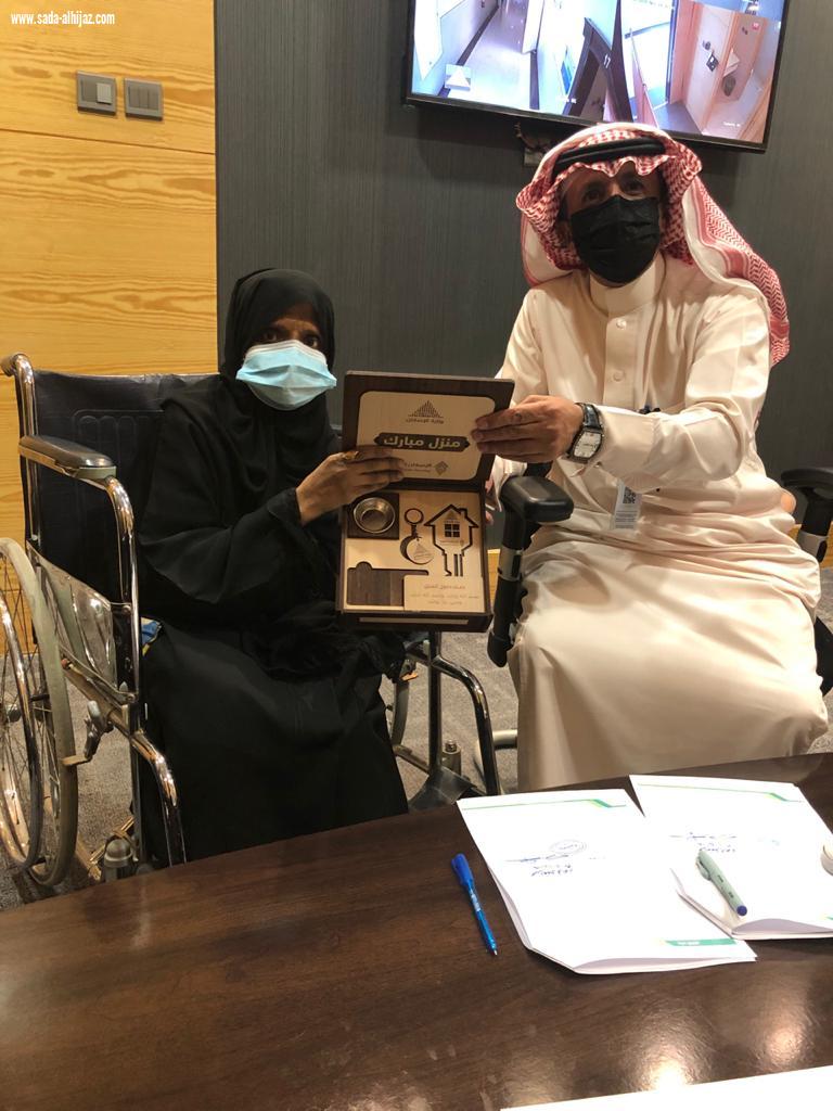 للمستحقين من الأسر الضمانية الأشدّ حاجة جمعية روماتيزم تعايد المرضى بــــــ 15 وحدة سكنية بالرياض