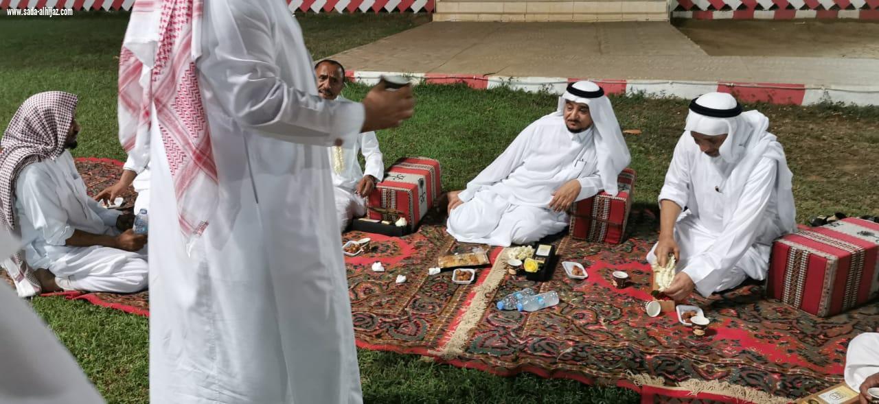 تنمية محافظة الطوال تقيم حفل معايدة لخريجي المعهد العلمي للعام ١٣٩٤/ ١٣٩٥ للهجرة