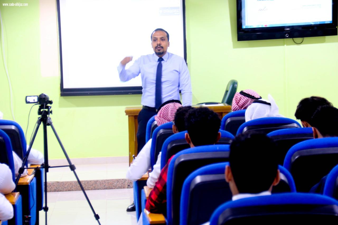 300 شاب وفتاة  يستفيدون من دورتي جمعية التنمية الاجتماعية بحاكمة أبوعريش