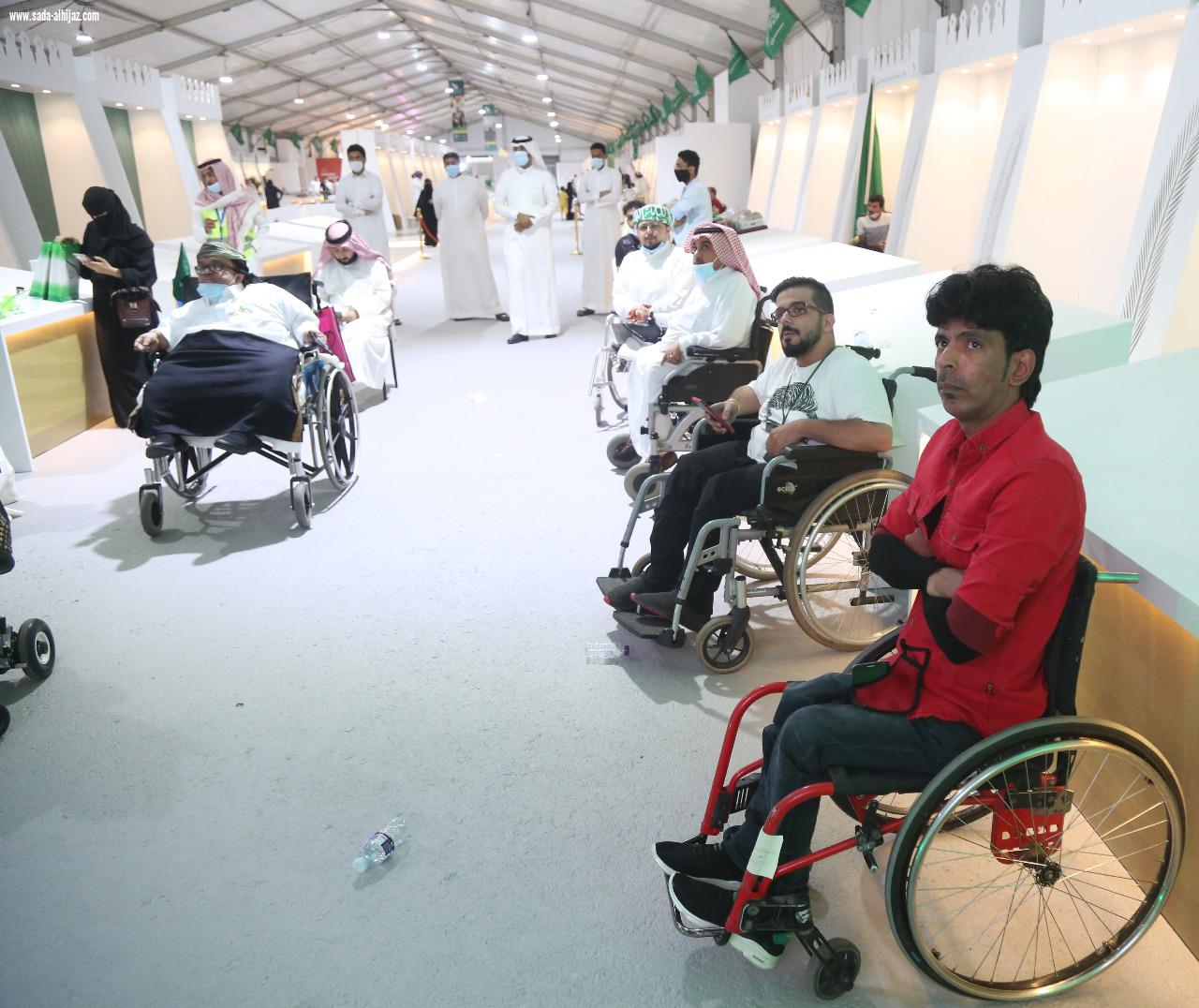 * طاقات فريق بصمة إبداع المدينة من ذوي الإعاقات يحتفلون باليوم الوطني ال ٩٠* 