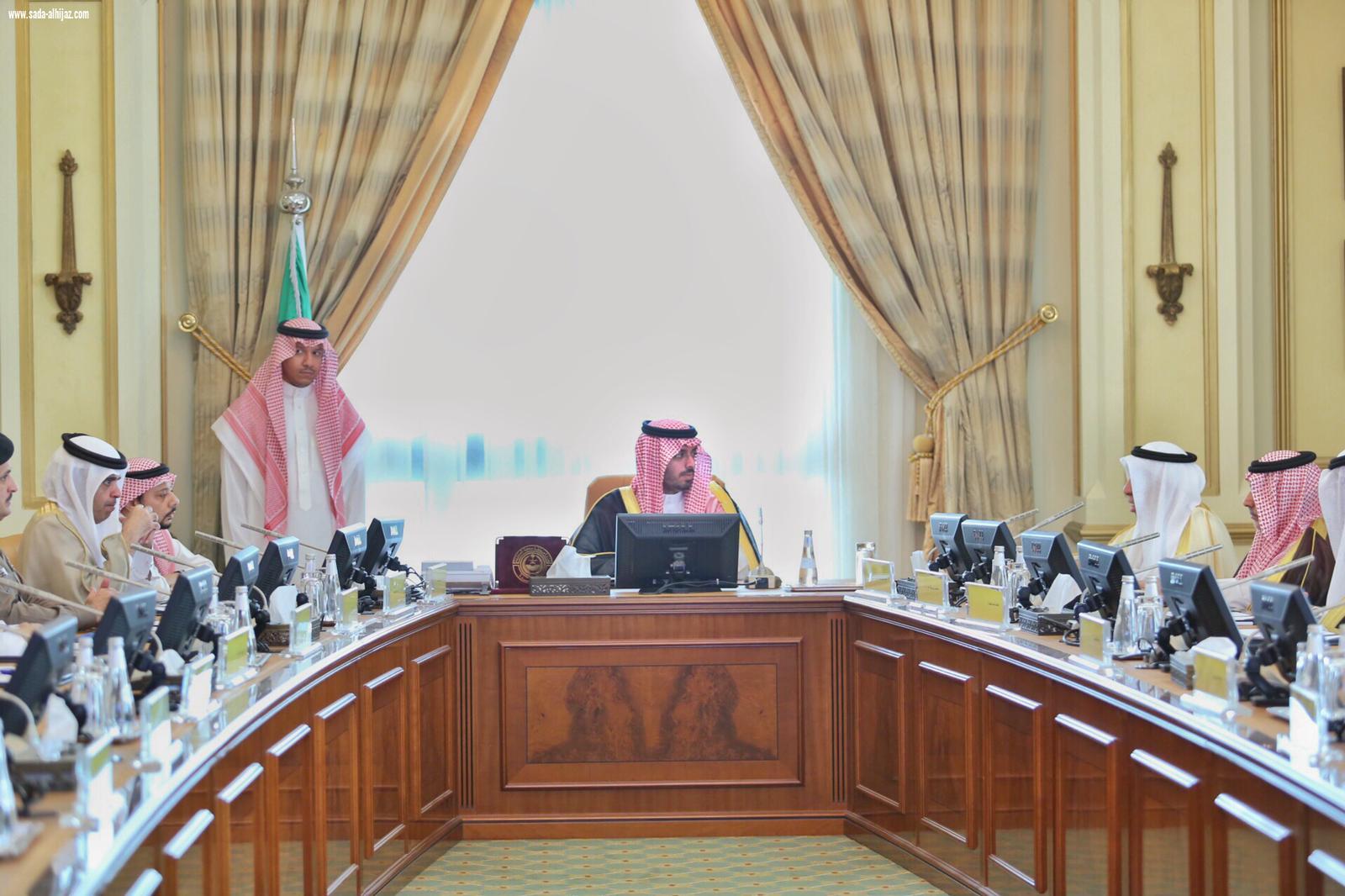 الأمير مشعل بن ماجد يلتقي رئيس وأعضاء اللجنة الوطنية لرعاية السجناء والمفرج عنهم تراحم بجدة