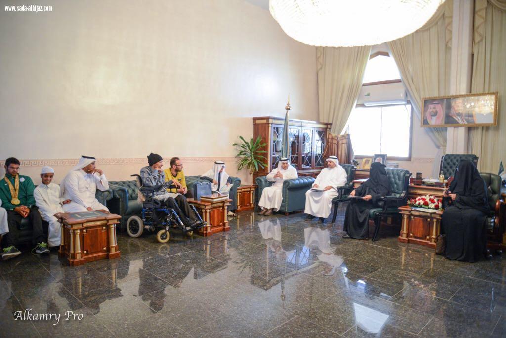 محافظ الطائف يستقبل مستفيدي واعضاء مجلس ادارة جمعية الطائف الخيرية لذوي الاحتياجات الخاصة