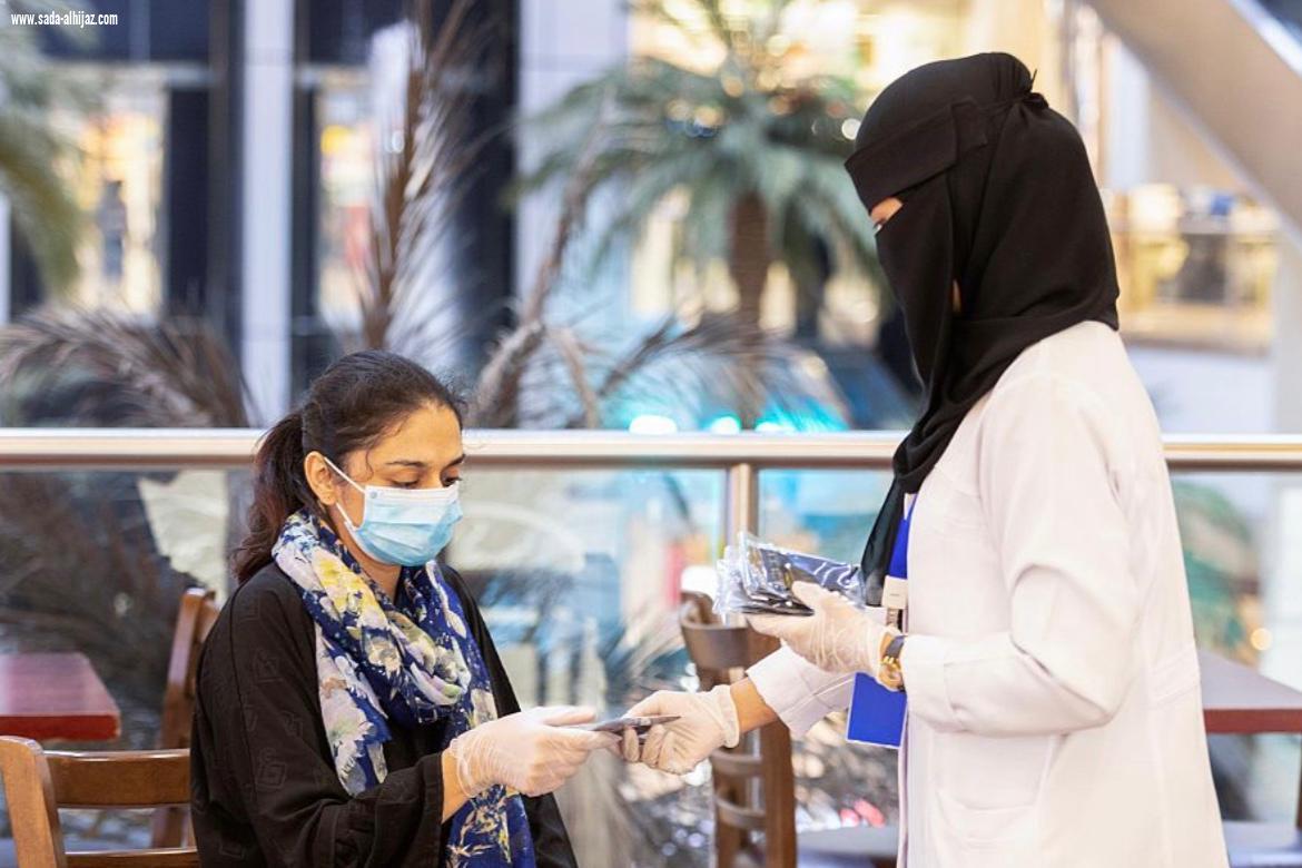 أمانة منطقة جازان تنفذ مبادرة لتوزيع الكمامات الطبية والقماشية 