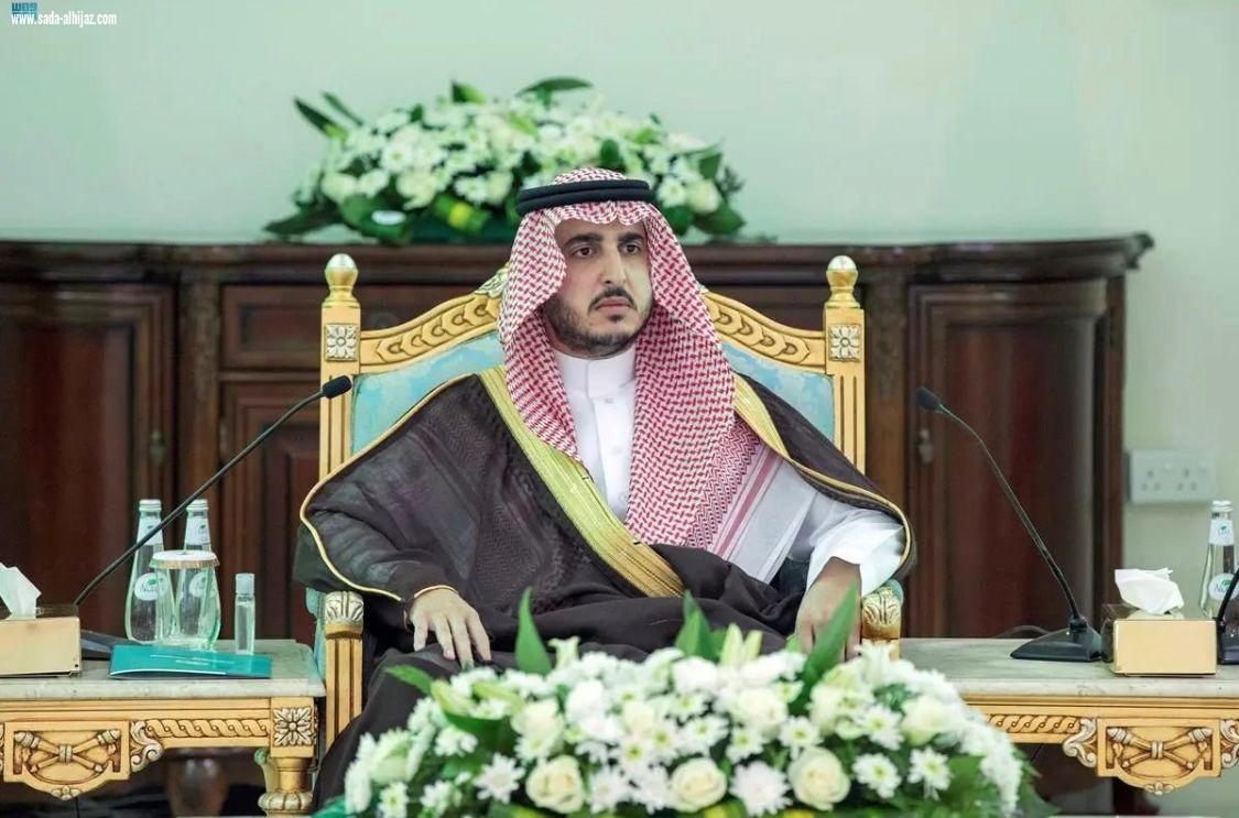 امير الجوف يستقبل المواطنين، ويرعى ندوة 