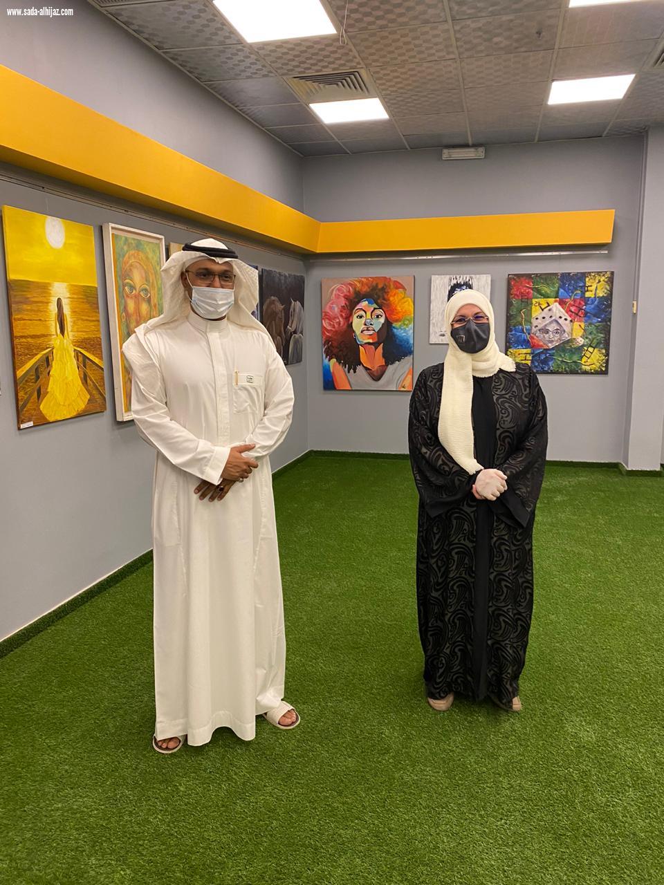 رواق أديبات ومثقفات المدينة المنورة ينظم يوم الخميس الموافق ٢ ذو الحجة من العام ١٤٤١هـ المعرض الفني التشكيلي