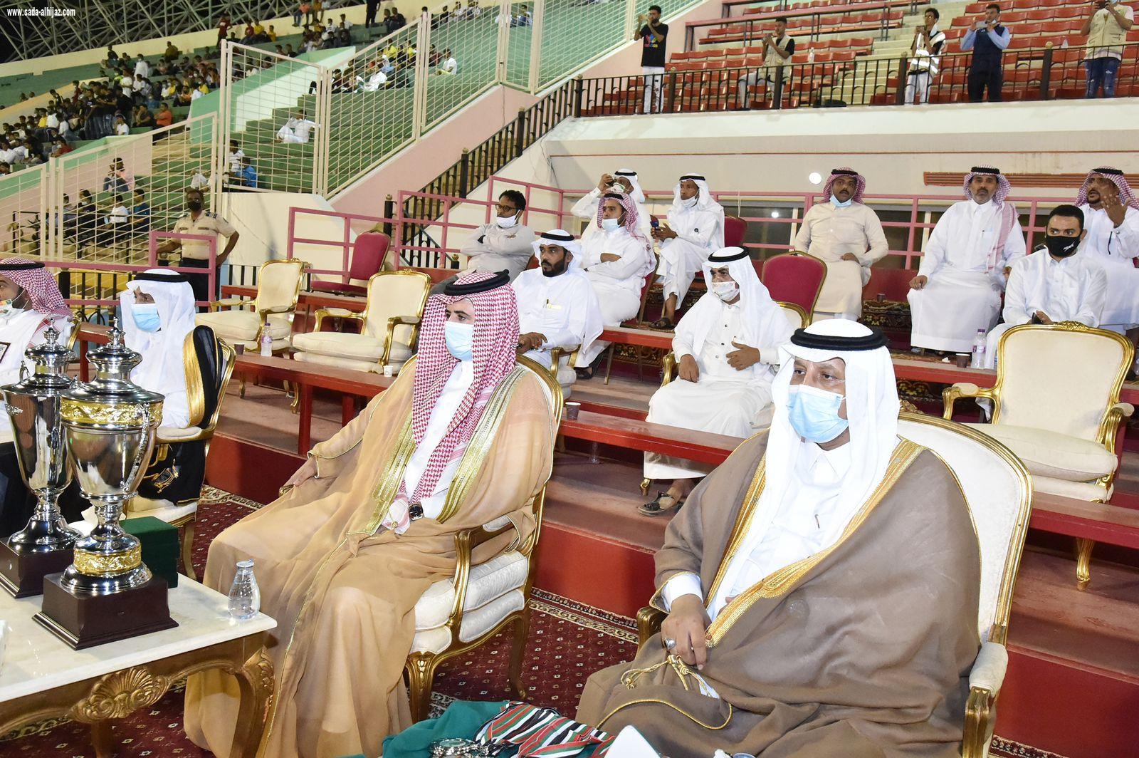 برعاية سمو أمير جازان بالنيابة.. وكيل الإمارة للتنمية يتوج الطوال بطلا لدوري اليوم الوطني 91 لمنتخبات محافظات المنطقة.. 