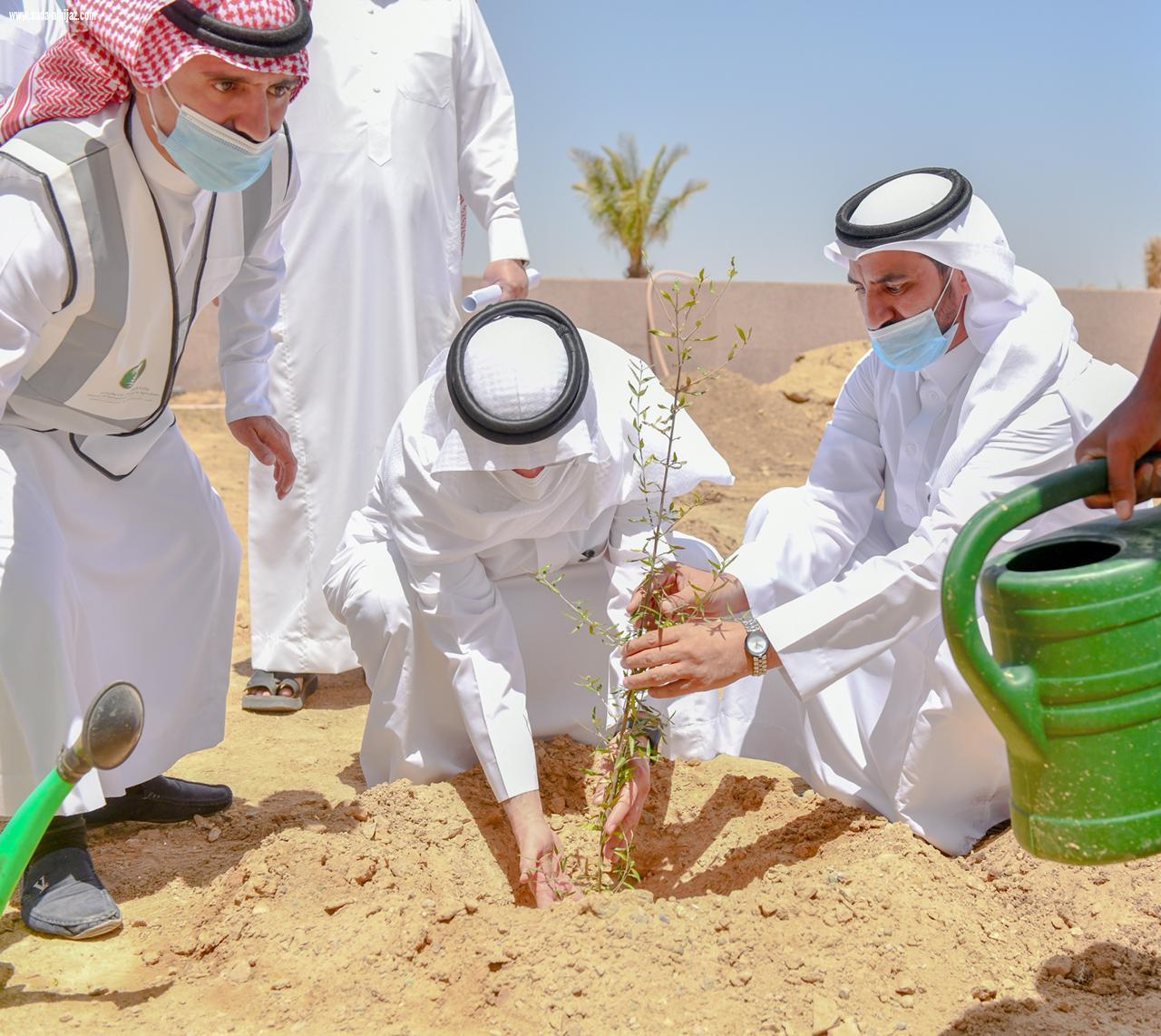 معالي رئيس جامعة الباحة يدشن أسبوع البيئة بمنطقة الباحة تحت شعار البيئة لنا ولأجيالنا